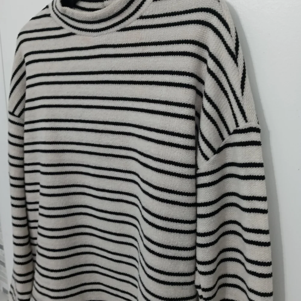 Sanctuary Everyday Long Sleeve Striped Polyester Super Soft Stretch sweater